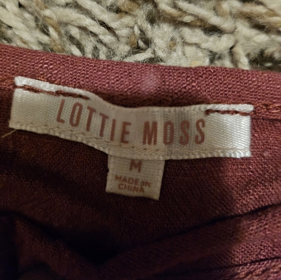 Tie shoulder crop top - Picture 2 of 2